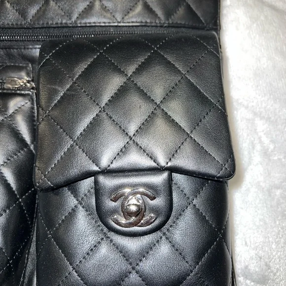 CHANEL CAMBON FANNY PACK - Picture 2 of 14